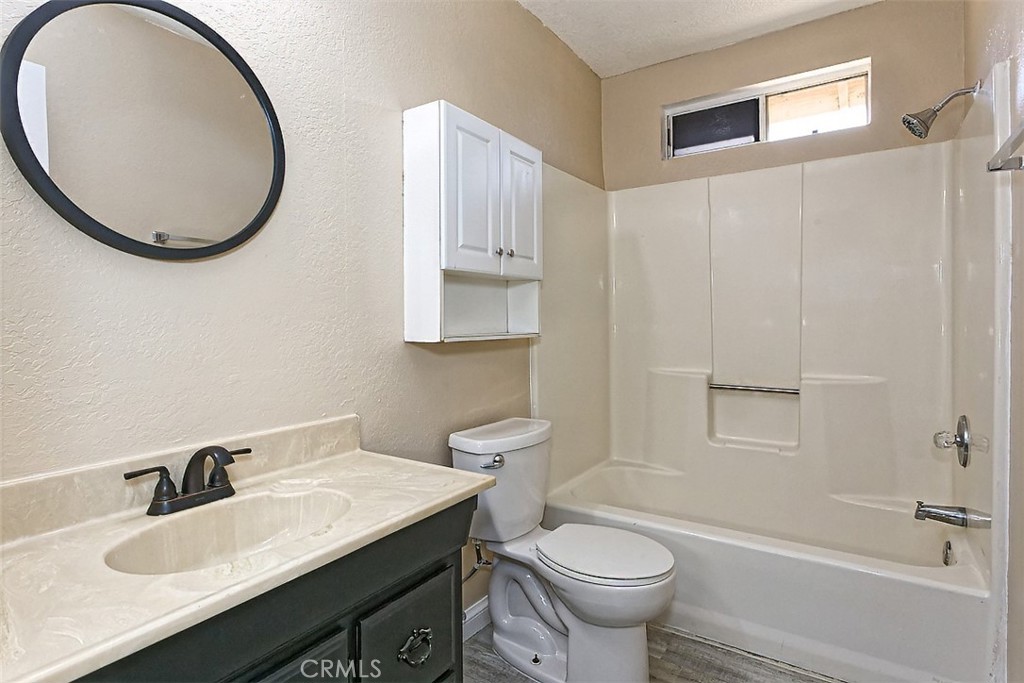 11542 Chimayo Road Apple Valley, CA 92308 - Photo 12 of 20