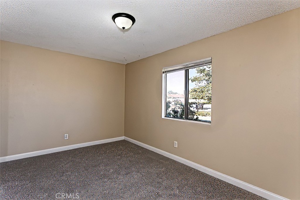 11542 Chimayo Road Apple Valley, CA 92308 - Photo 17 of 20