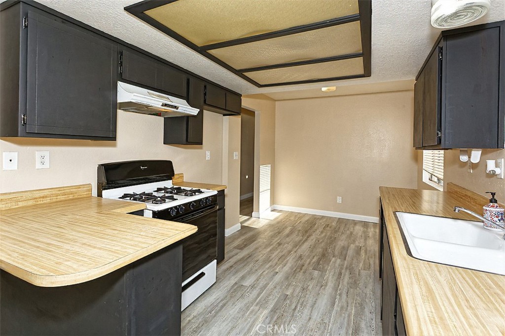 11542 Chimayo Road Apple Valley, CA 92308 - Photo 10 of 20