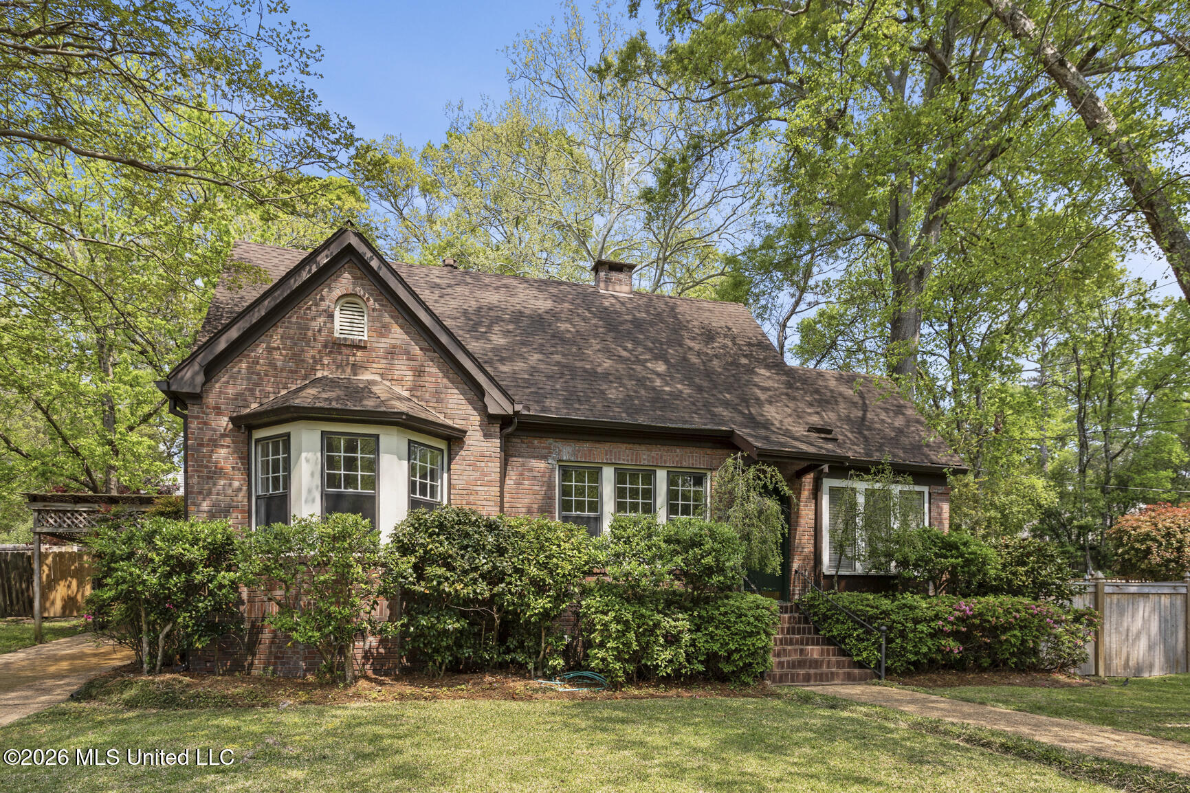2010 Laurel Street Jackson, MS 39202 - Photo 2 of 41 2010 Laurel St-4