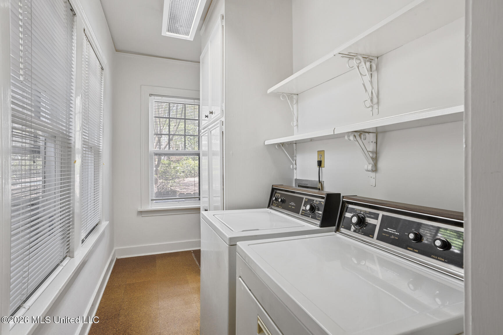 2010 Laurel Street Jackson, MS 39202 - Photo 21 of 41 2010 Laurel St-23