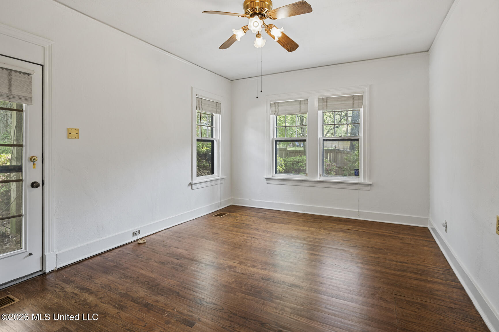 2010 Laurel Street Jackson, MS 39202 - Photo 25 of 41 2010 Laurel St-27