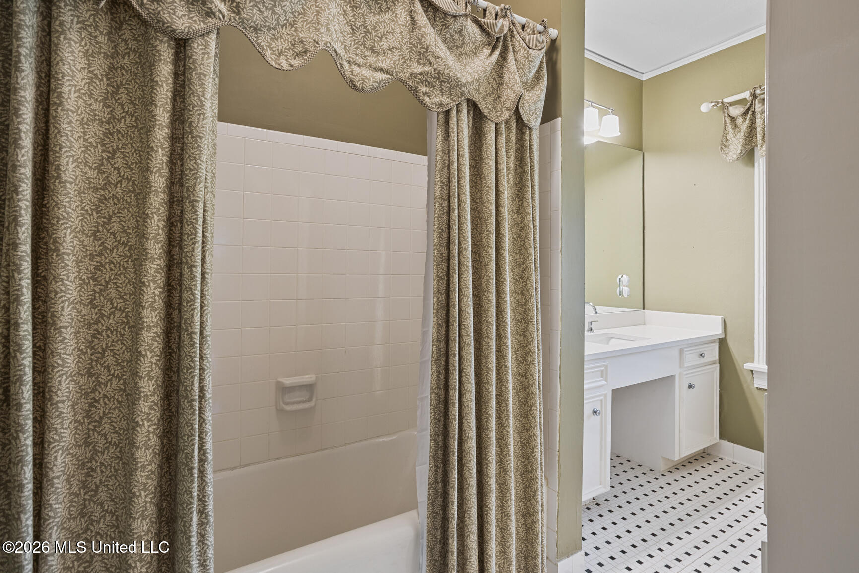 2010 Laurel Street Jackson, MS 39202 - Photo 27 of 41 2010 Laurel St-30