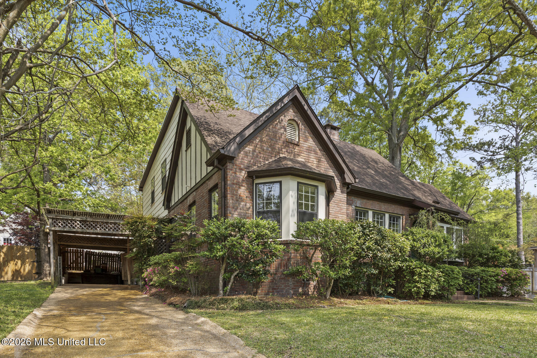 2010 Laurel Street Jackson, MS 39202 - Photo 3 of 41 2010 Laurel St-5