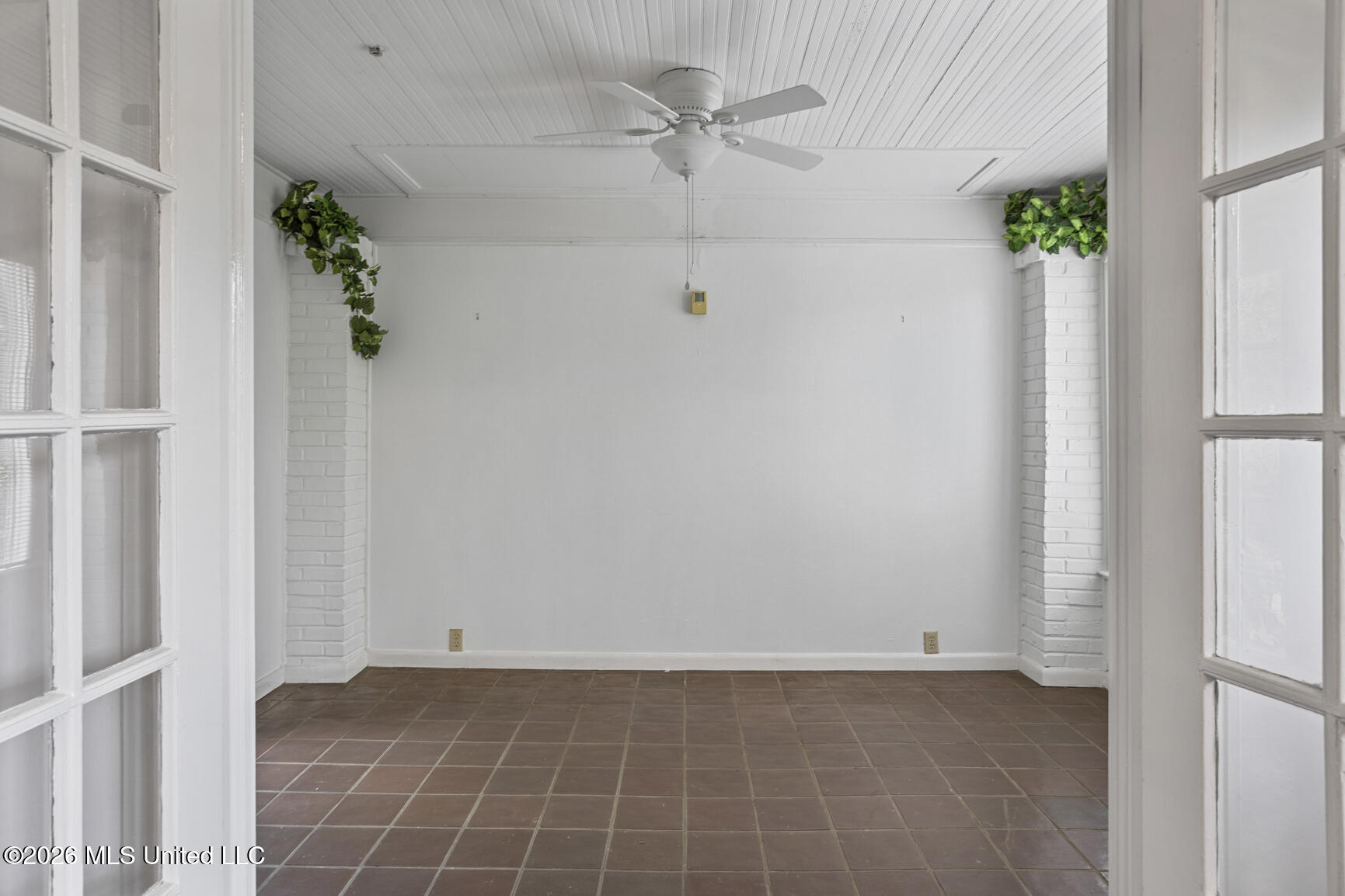 2010 Laurel Street Jackson, MS 39202 - Photo 9 of 41 2010 Laurel St-11