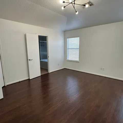 $2,000 | 1403 High Thicket Court, Spring, TX 77373