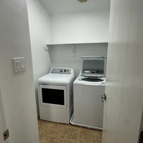 $2,000 | 1403 High Thicket Court, Spring, TX 77373