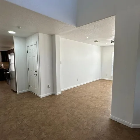 $2,000 | 1403 High Thicket Court, Spring, TX 77373