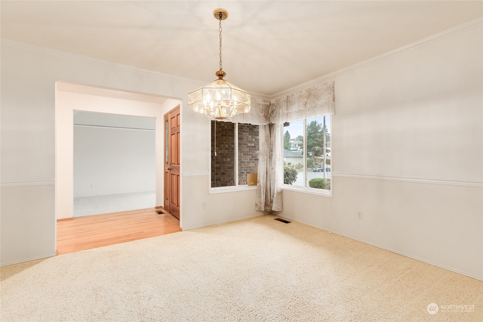 2667 Southwest 343rd Street Federal Way, WA 98023 - Photo 4 of 24 a view of livingroom with window