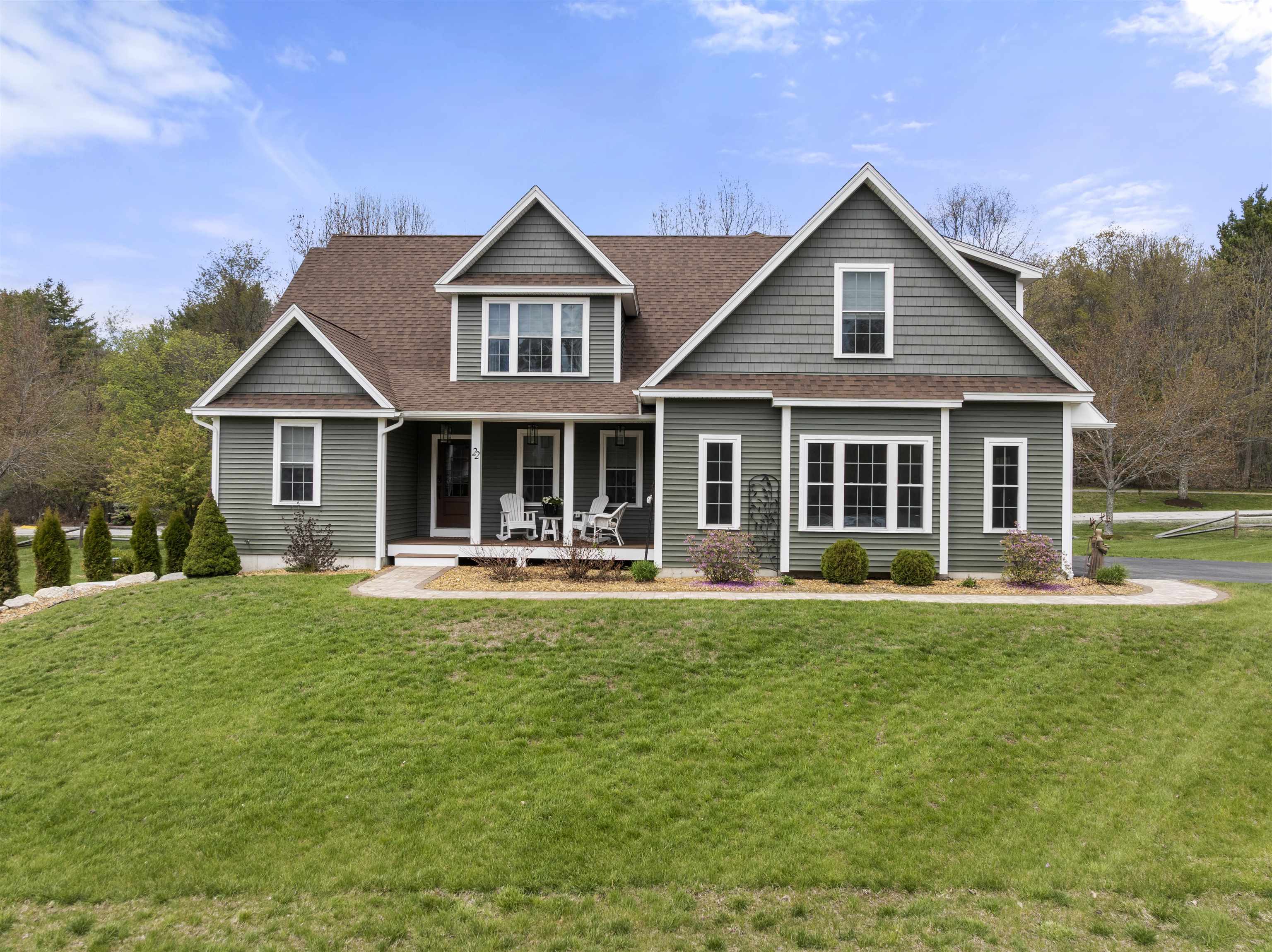 22 Darwin Place Laconia, NH 03246 - Photo 1 of 55