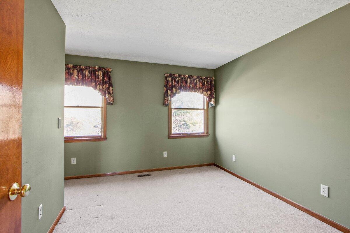 5210 York Road Southwest Pataskala, OH 43062 - Photo 16 of 28 Y16