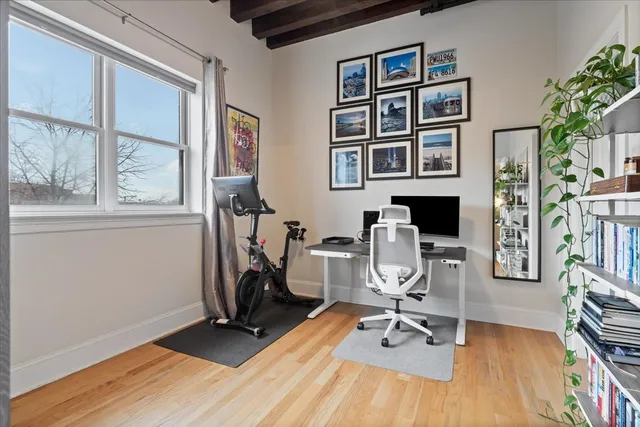 $485,000 | 2310 West Nelson Street, Unit 302, Chicago, IL 60618