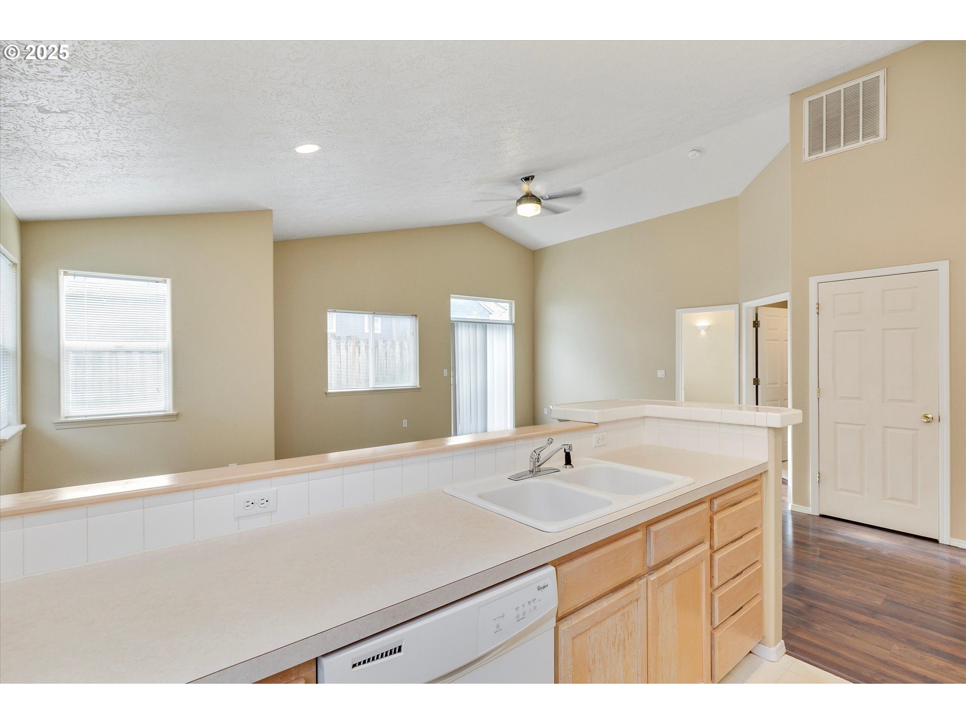 39302 Stratford Street Sandy, OR 97055 - Photo 13 of 25 a bathroom with a sink and a bathtub