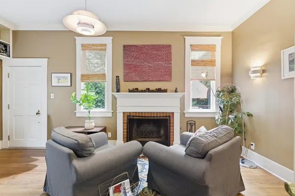 $589,000 | 1757 Glenwood Place, Memphis, TN 38104