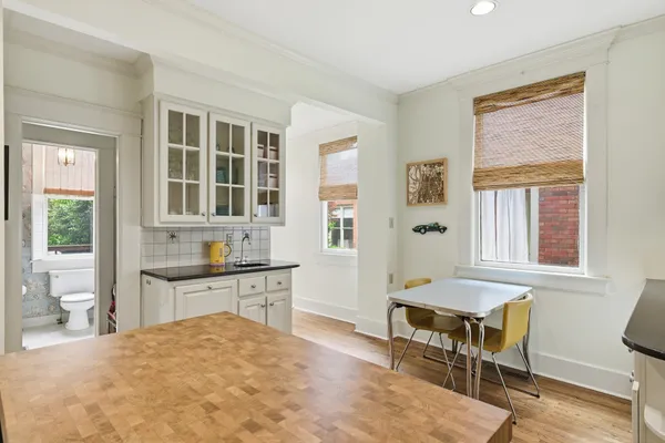 $589,000 | 1757 Glenwood Place, Memphis, TN 38104