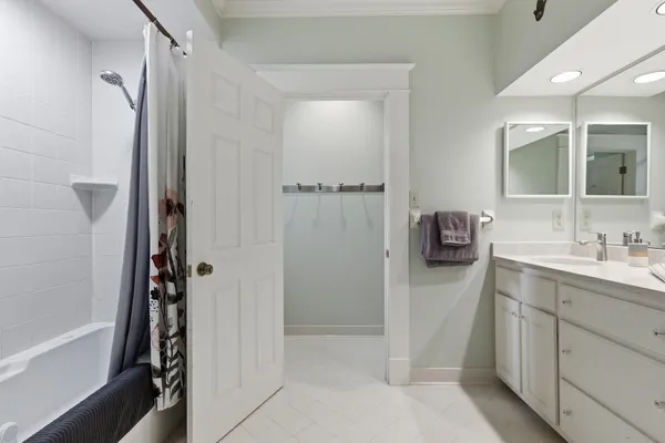 $589,000 | 1757 Glenwood Place, Memphis, TN 38104