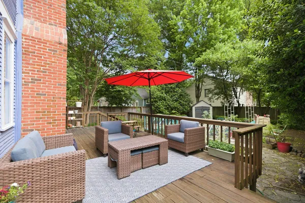 $589,000 | 1757 Glenwood Place, Memphis, TN 38104