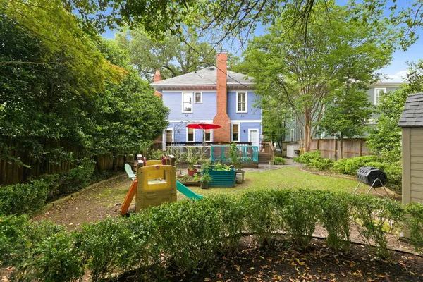 $589,000 | 1757 Glenwood Place, Memphis, TN 38104