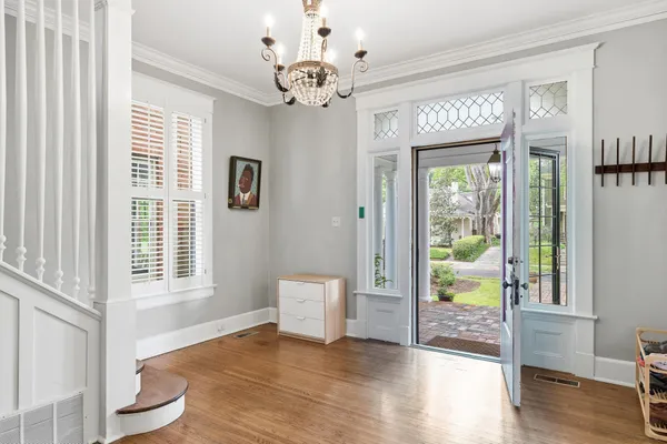 $589,000 | 1757 Glenwood Place, Memphis, TN 38104