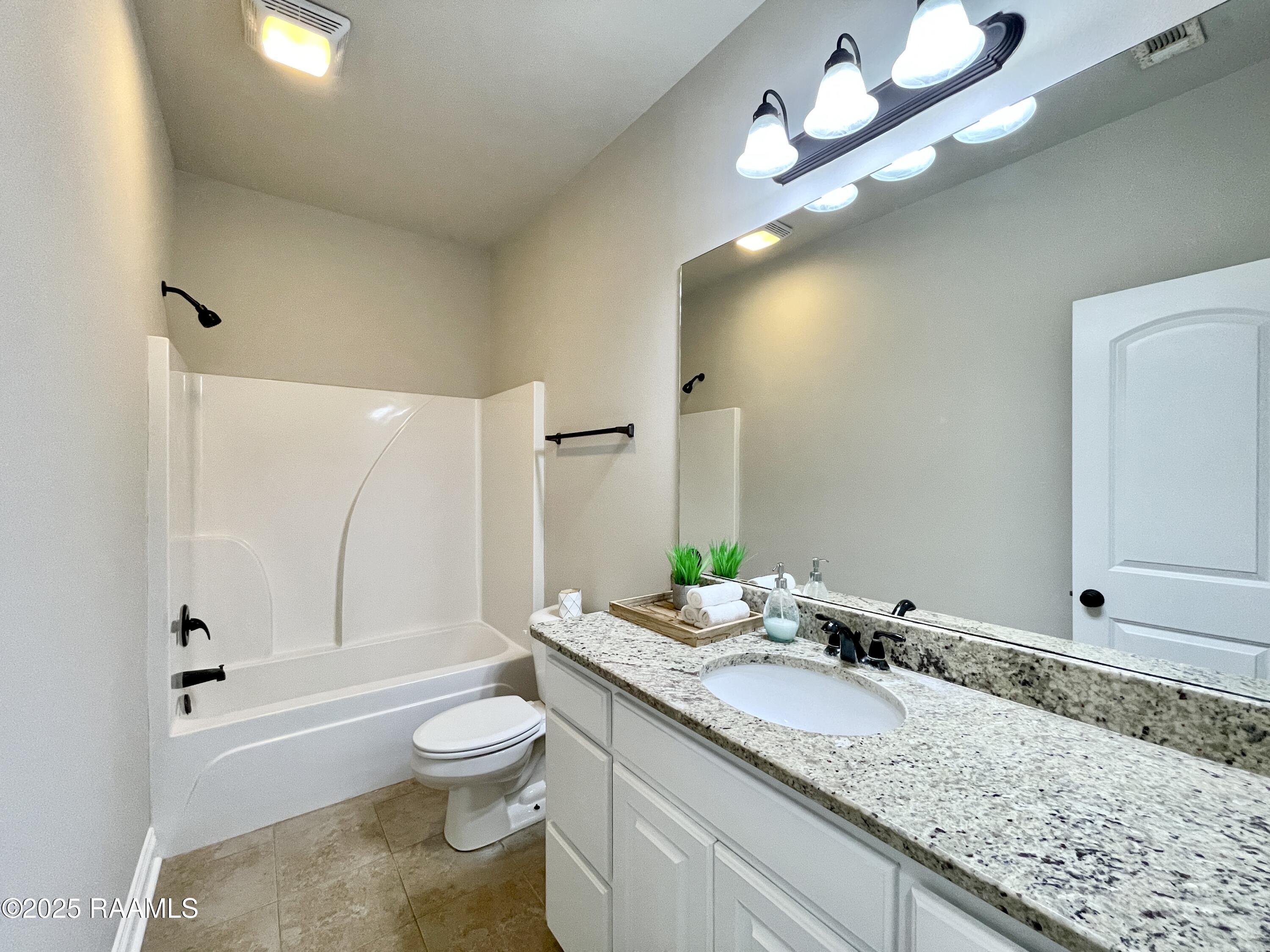 103 Sapphire Springs Road Youngsville, LA 70592 - Photo 13 of 27 IMG_1325 2