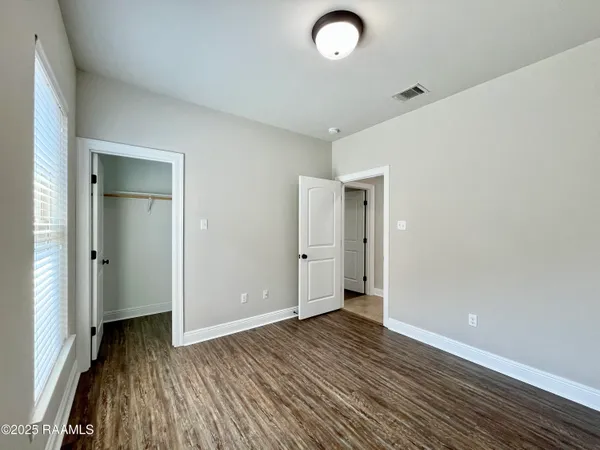 $2,400 | 103 Sapphire Springs Road, Youngsville, LA 70592