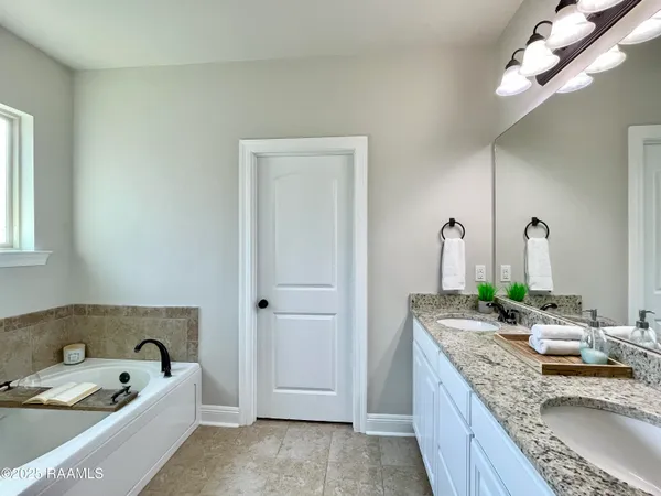 $2,400 | 103 Sapphire Springs Road, Youngsville, LA 70592