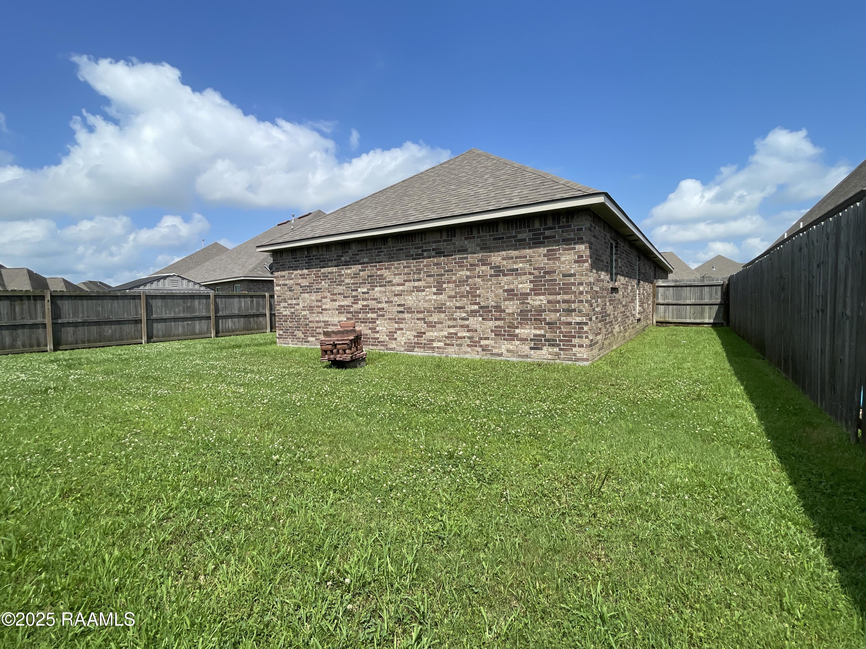 103 Sapphire Springs Road Youngsville, LA 70592 - Photo 26 of 27 20240603_105601614_0.0