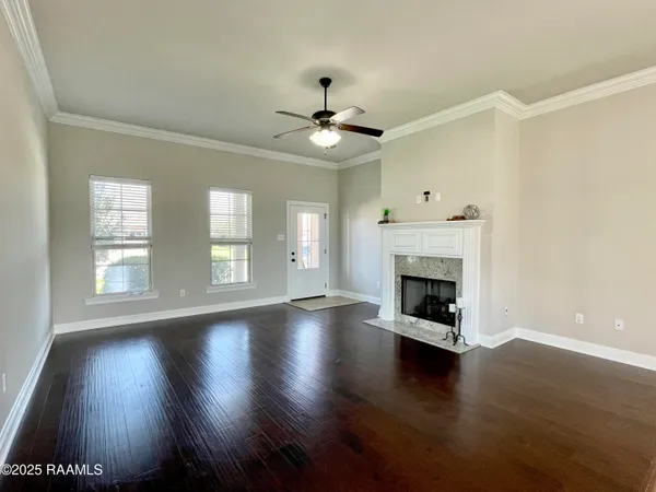 $2,400 | 103 Sapphire Springs Road, Youngsville, LA 70592