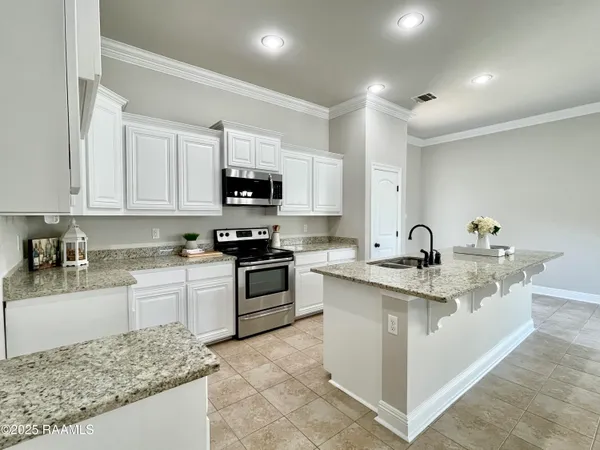 $2,400 | 103 Sapphire Springs Road, Youngsville, LA 70592