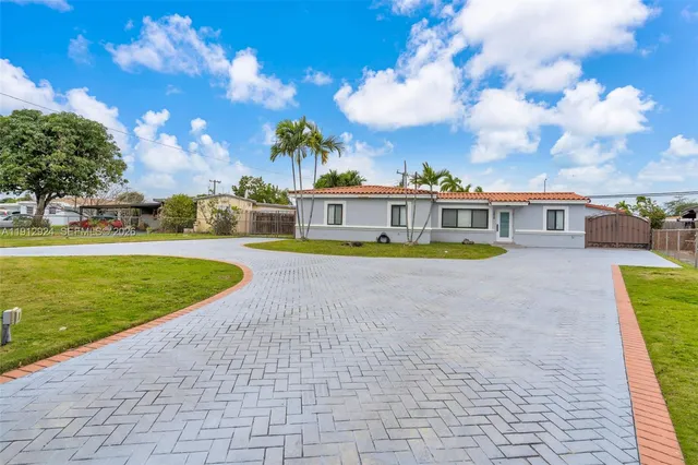 $3,820 | 1230 Southwest 86th Court, Unit 1, Miami, FL 33174