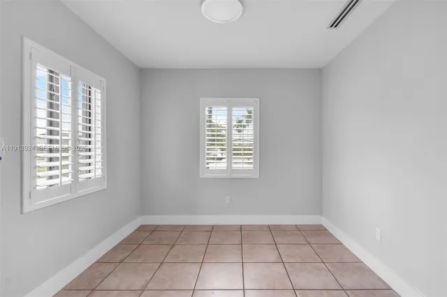 $3,820 | 1230 Southwest 86th Court, Unit 1, Miami, FL 33174