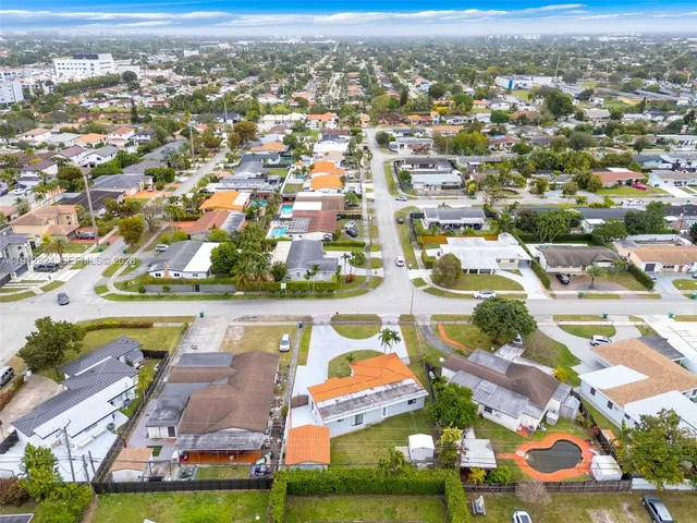 $3,820 | 1230 Southwest 86th Court, Unit 1, Miami, FL 33174