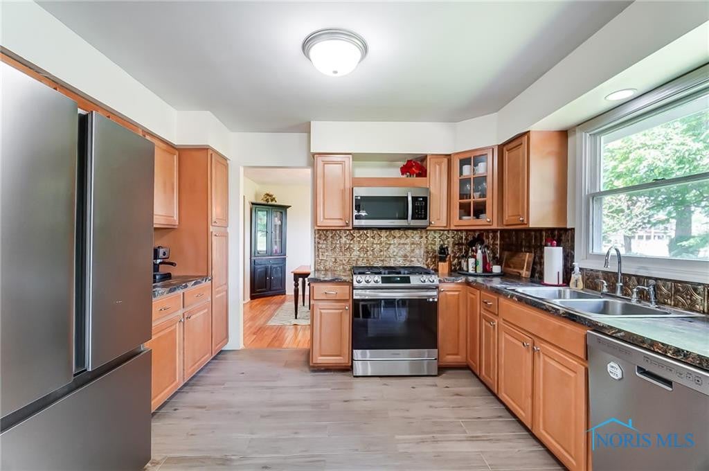 7501 Club Road Sylvania, OH 43560 - Photo 17 of 45 Gallery Image 17