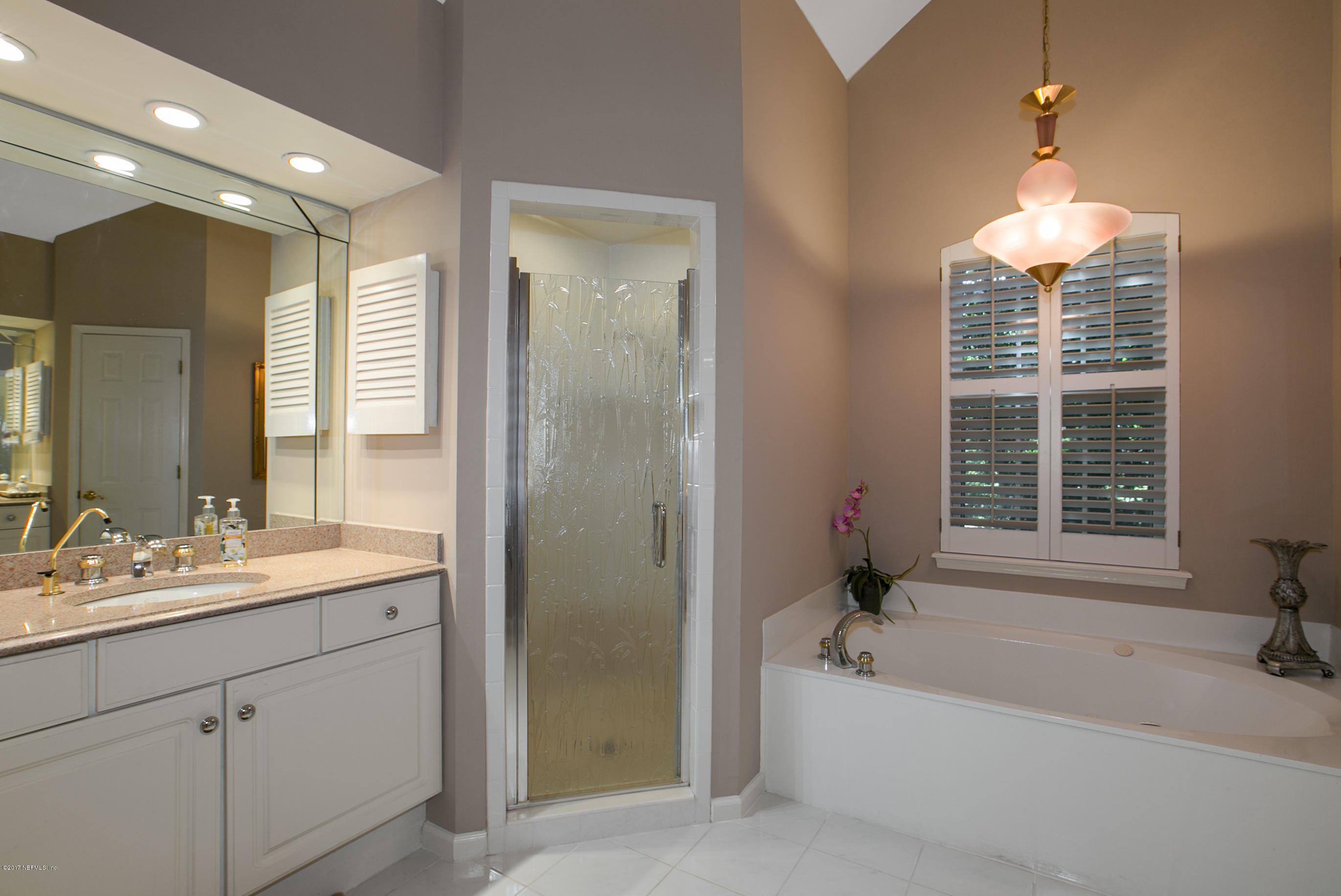 1125 Neck Road Ponte Vedra Beach, FL 32082 - Photo 18 of 40 014_Master Bathroom