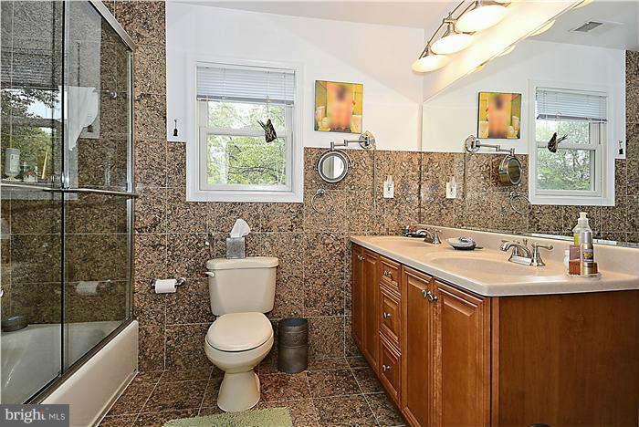 9902 Rogart Road Silver Spring, MD 20901 - Photo 14 of 30 Renovated Master Bath