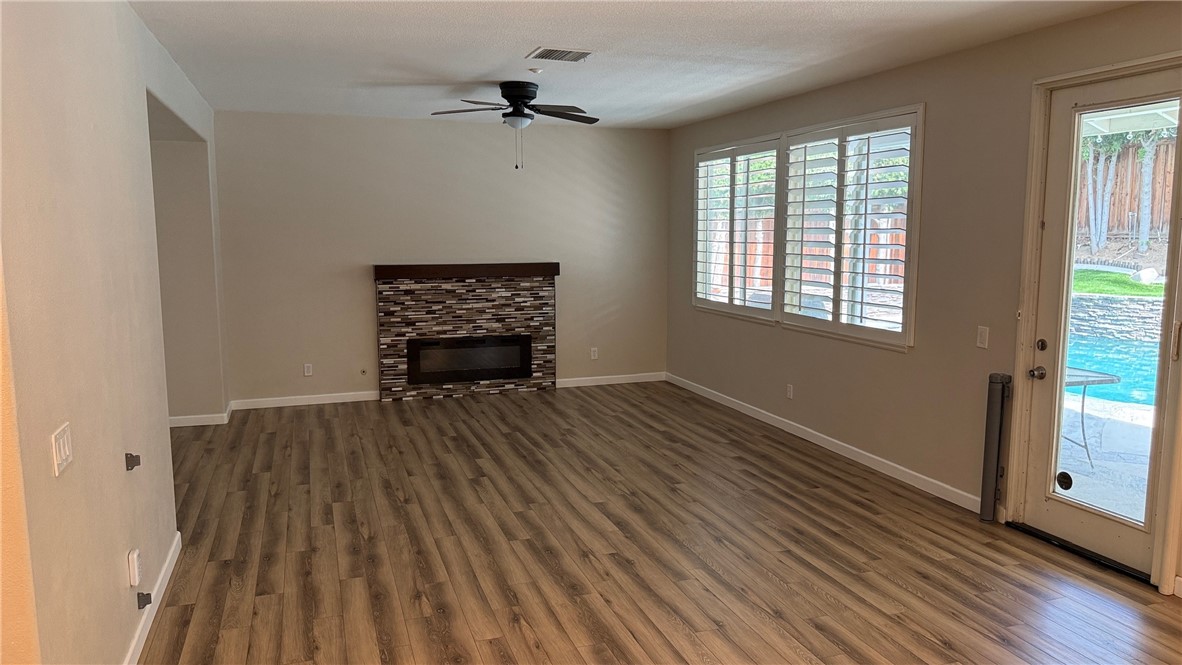 1571 Foothill Way Redlands, CA 92374 - Photo 18 of 54