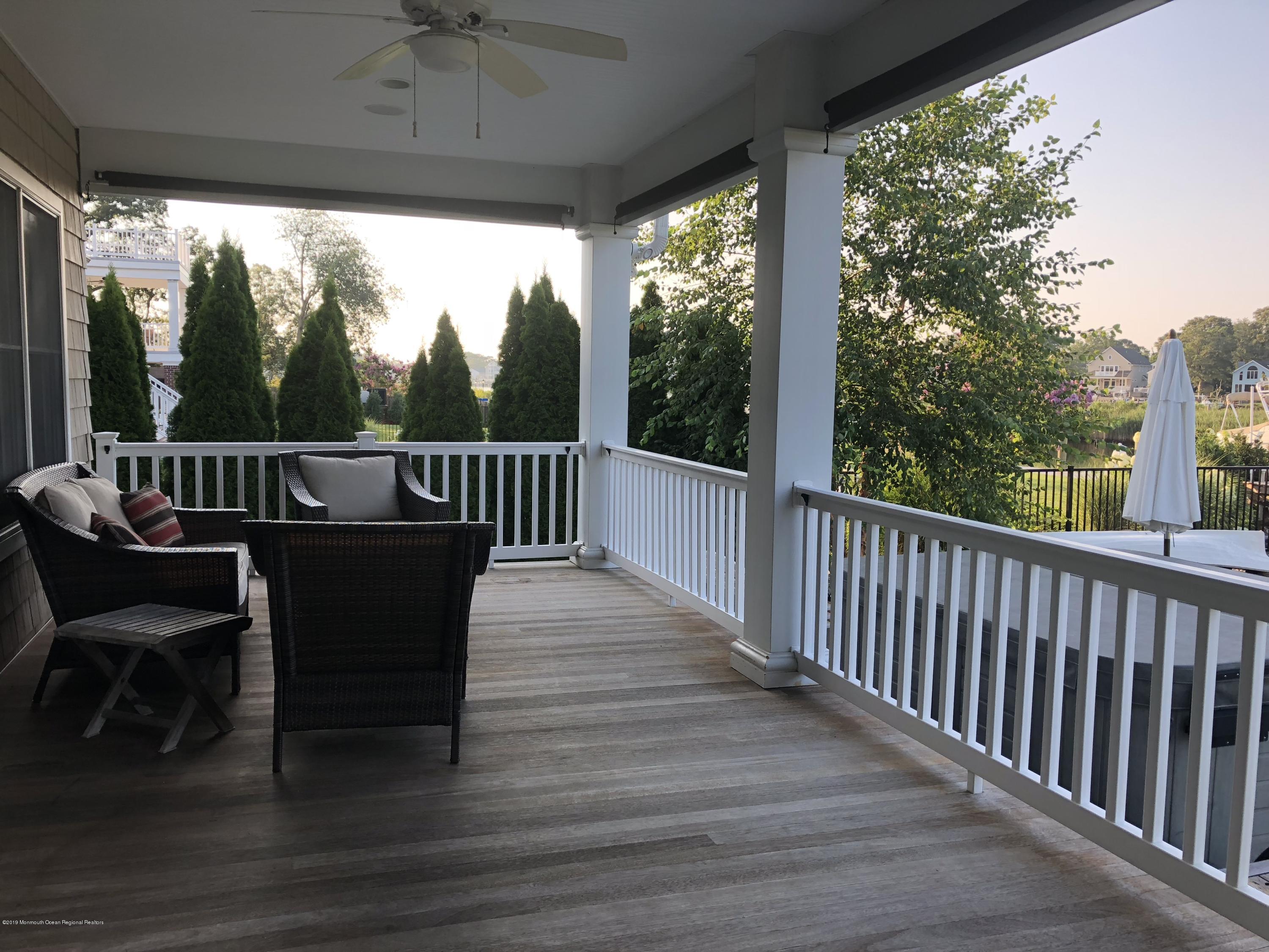 647 Bancroft Road Brick, NJ 08724 - Photo 8 of 45 Huge Covered Mahogony Porch