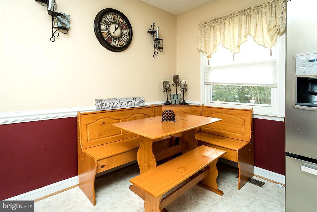 8202 Scales Road Culpeper, VA 22701 - Photo 18 of 21 Dining Room