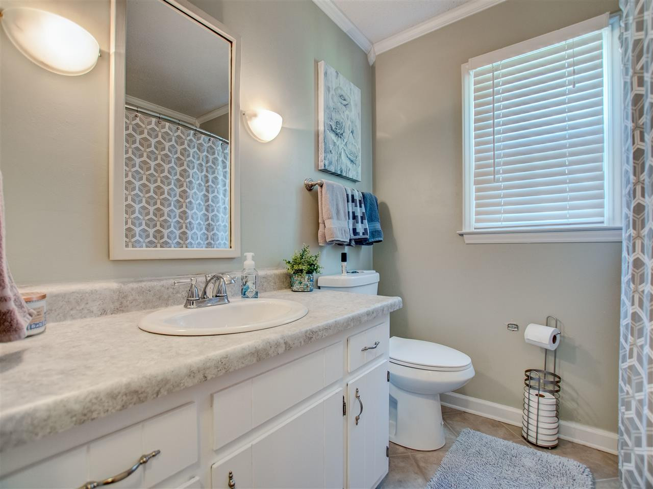 109 Riding Ridge Road Fuquay-Varina, NC 27526 - Photo 16 of 22 Bathroom