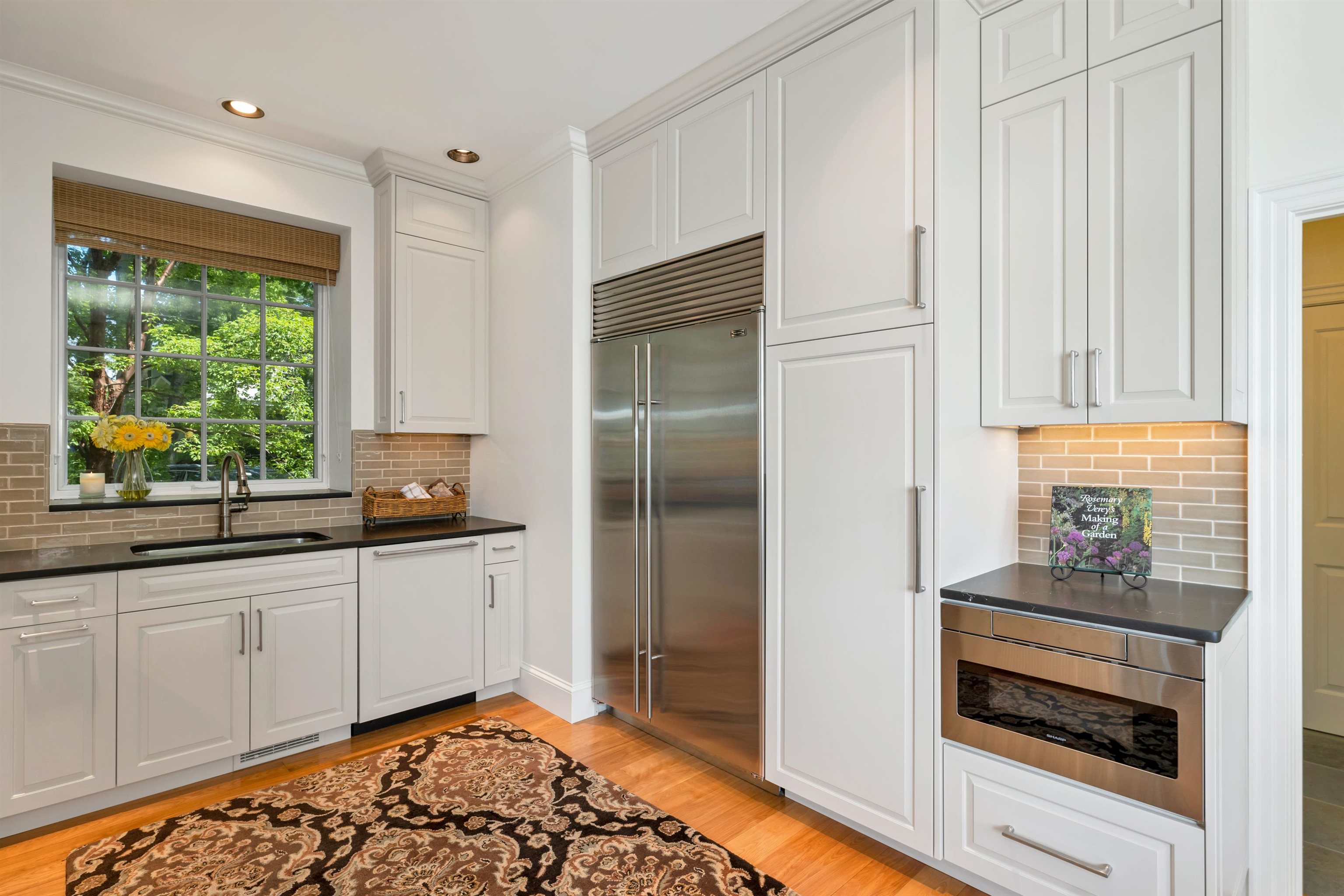 27 Locke Road New Castle, NH 03854 - Photo 8 of 39 Gallery Image 8