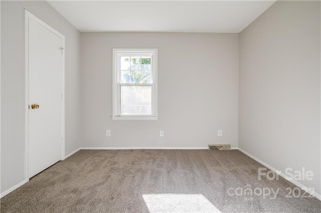 6802 Stoney Ridge Road Matthews, NC 28104 - Photo 19 of 34 Gallery Image 19