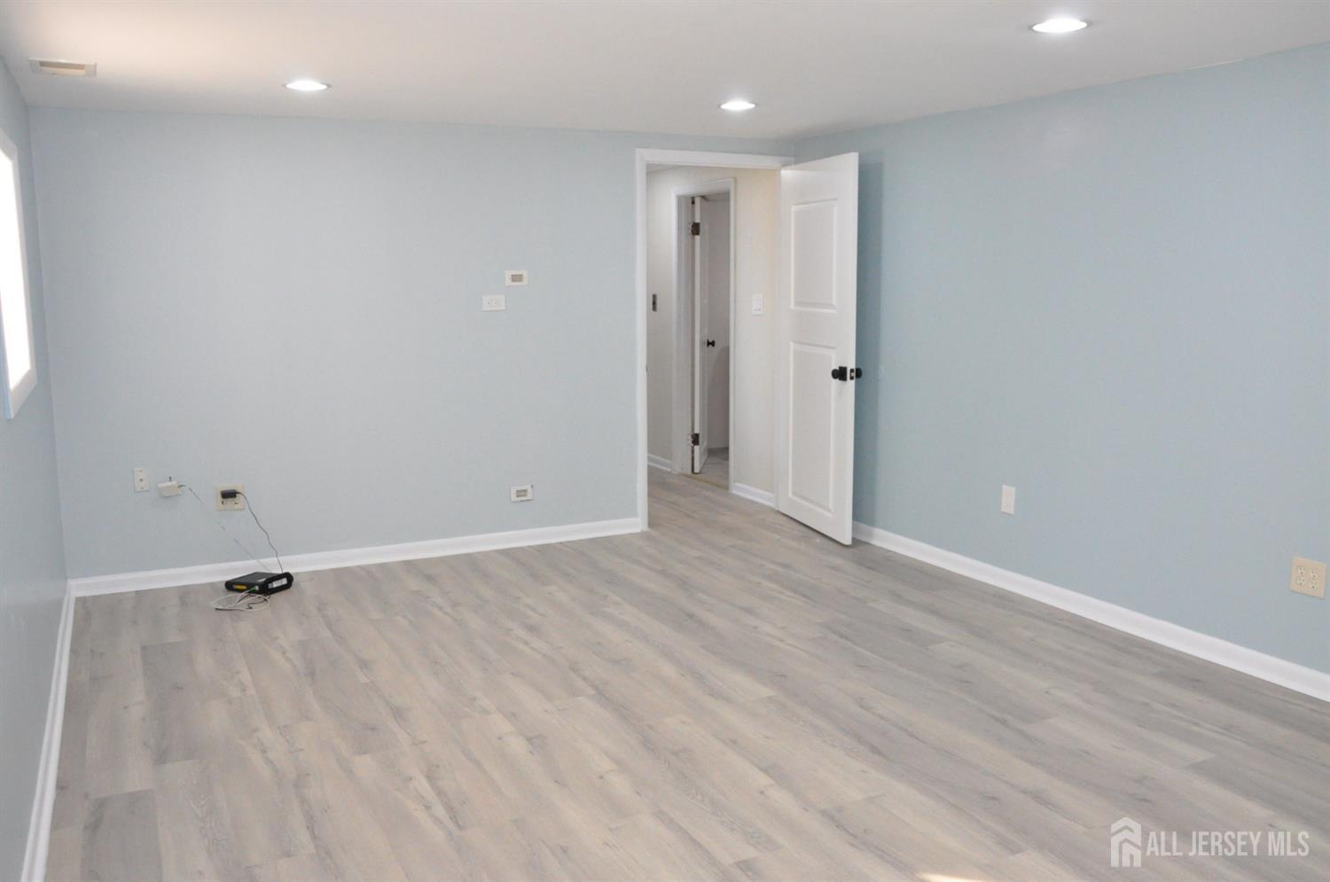 32 Harmon Road Edison, NJ 08837 - Photo 36 of 52 a view of an empty room