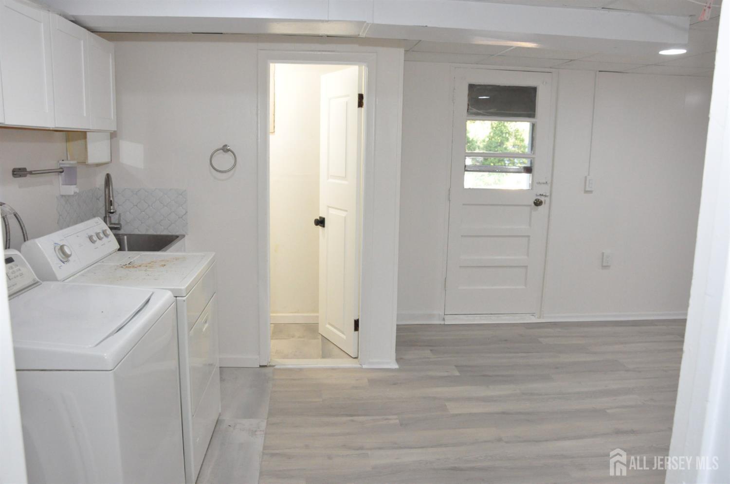 32 Harmon Road Edison, NJ 08837 - Photo 39 of 52