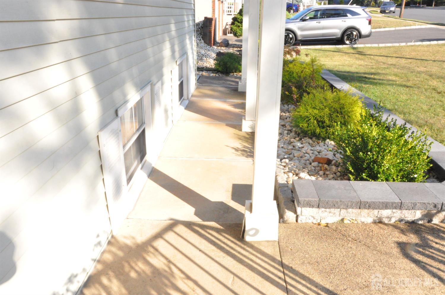 32 Harmon Road Edison, NJ 08837 - Photo 6 of 52 a view of a balcony with yard