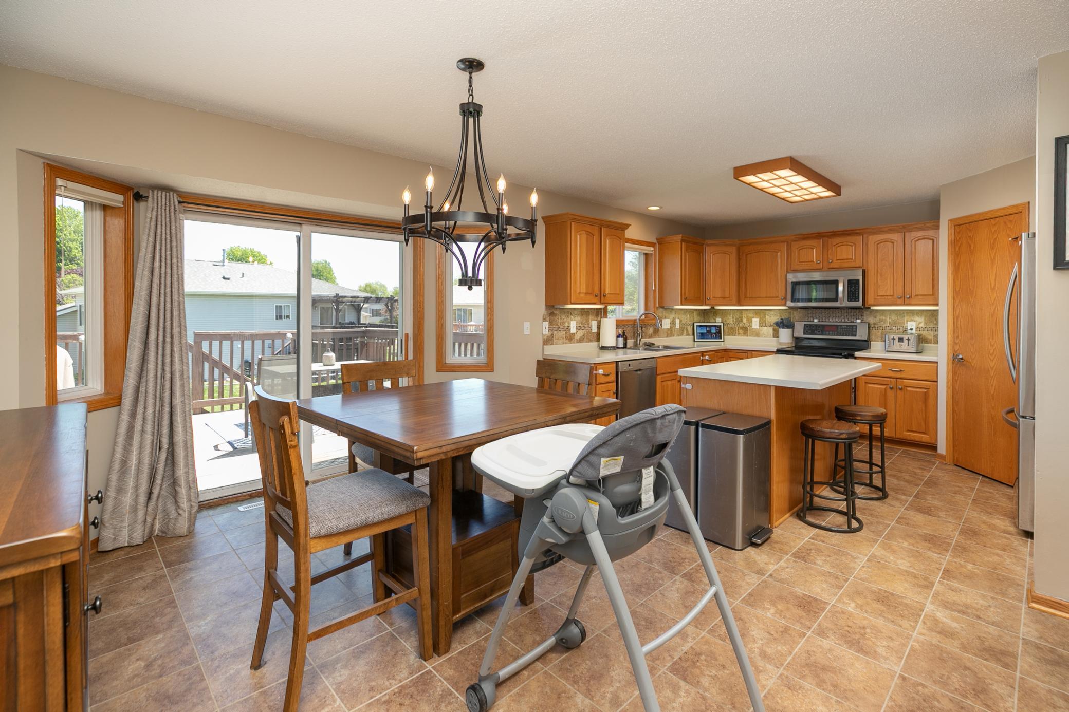 5714 49th Avenue Northwest Rochester, MN 55901 - Photo 12 of 36