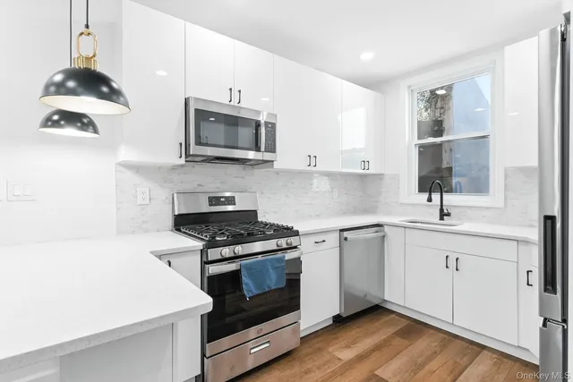 $849,999 | 61-29 Cooper Avenue | Glendale