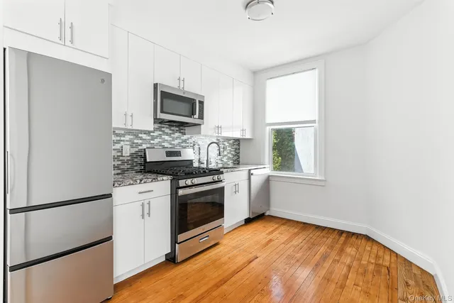 $849,999 | 61-29 Cooper Avenue | Glendale