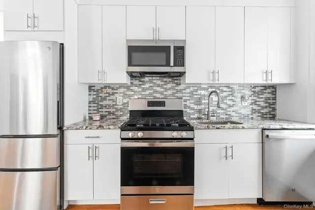 $849,999 | 61-29 Cooper Avenue | Glendale