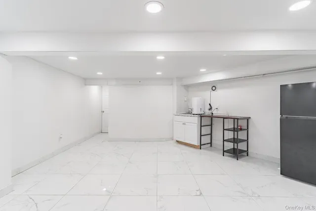 $849,999 | 61-29 Cooper Avenue | Glendale