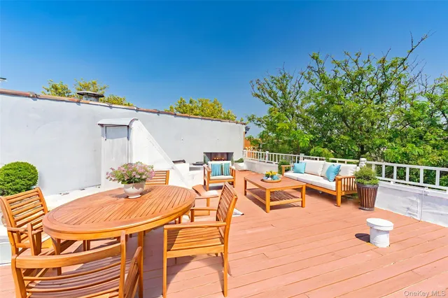 $849,999 | 61-29 Cooper Avenue | Glendale